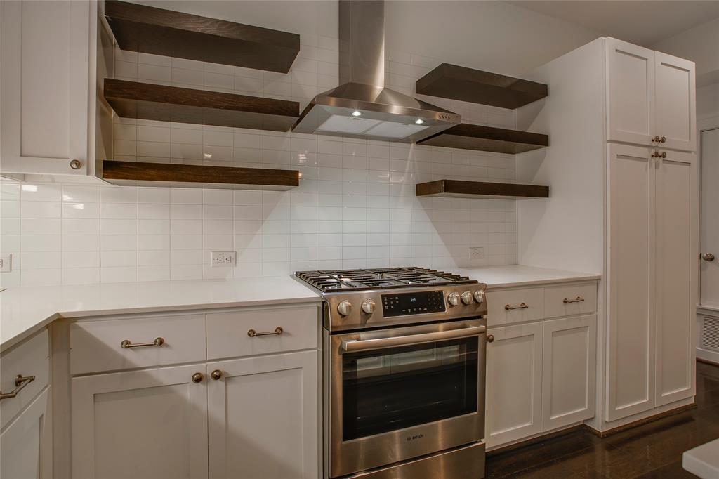 Elsbeth Twnhs Add - Residential Lease