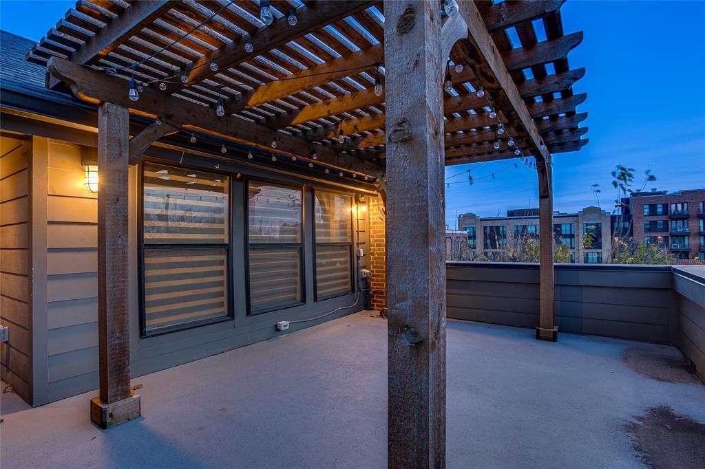 Elsbeth Twnhs Add - Residential Lease