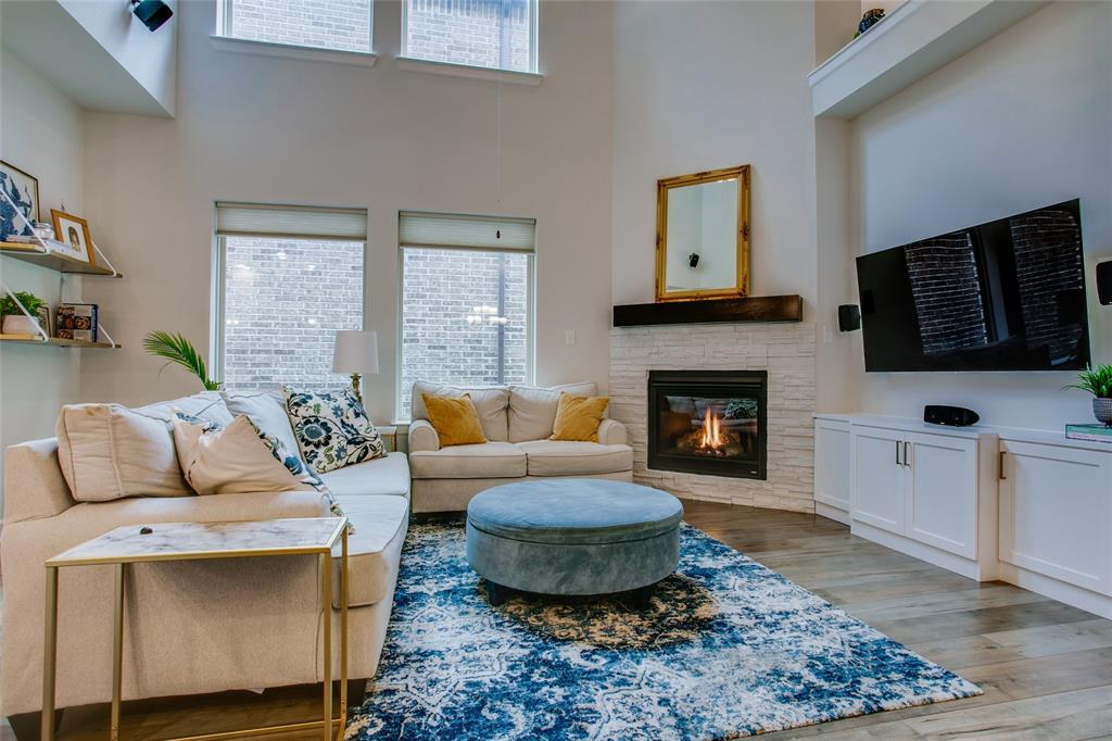 Terraces-Las Colinas - Residential