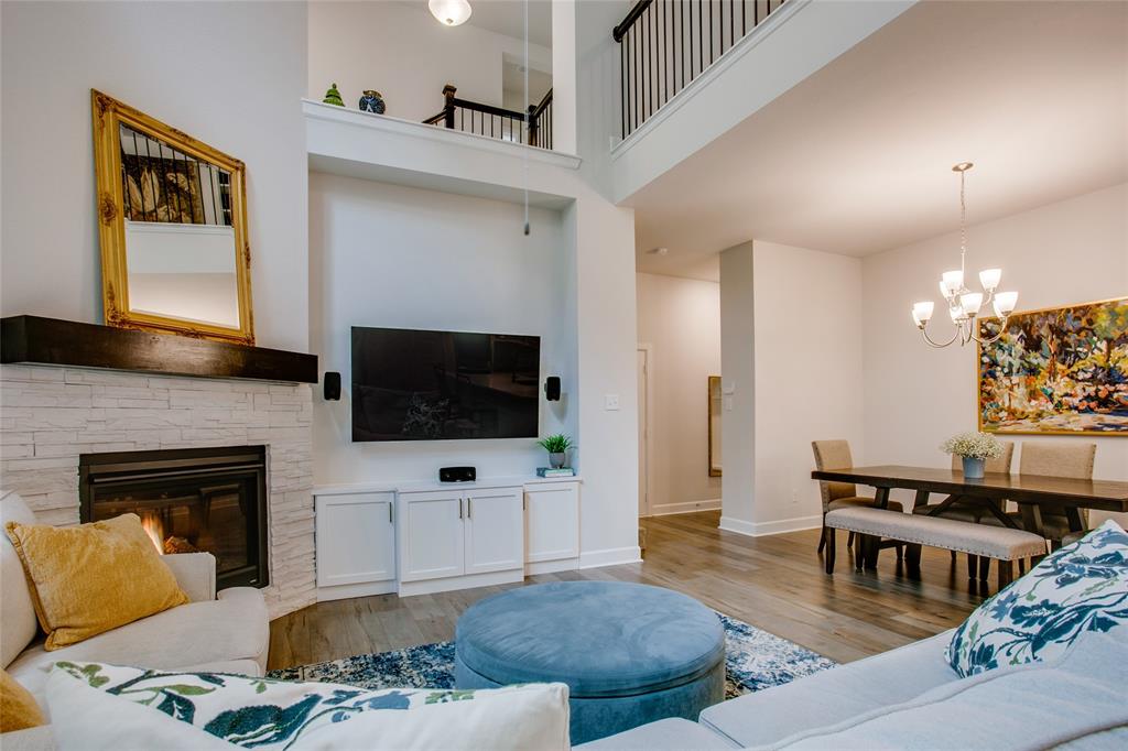 Terraces-Las Colinas - Residential