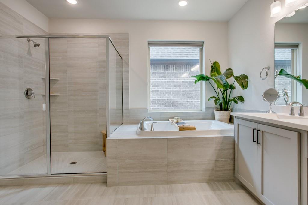 Terraces-Las Colinas - Residential