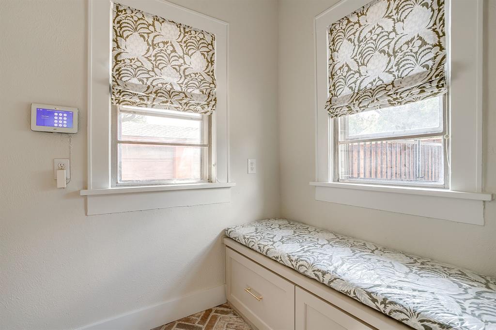 Mistletoe Heights Add - Residential