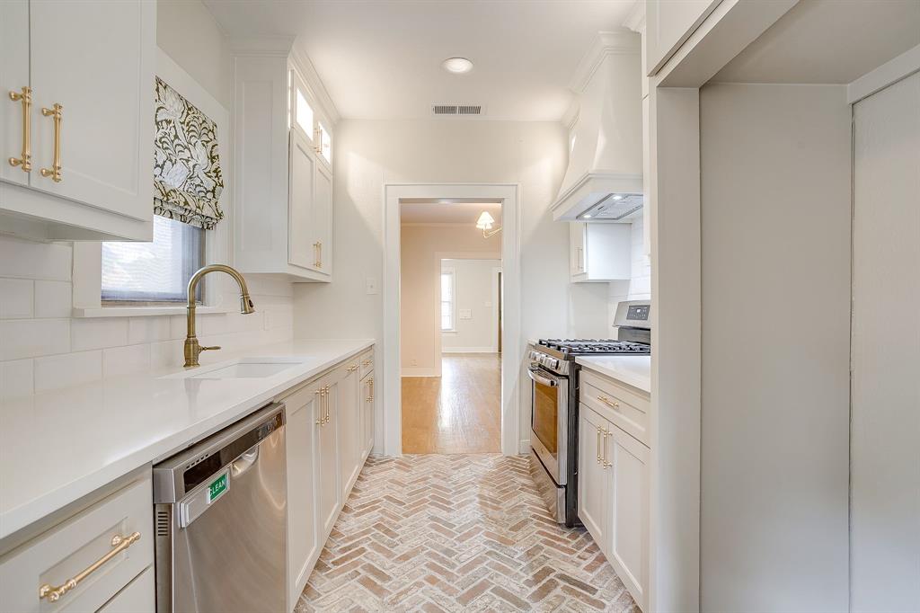 Mistletoe Heights Add - Residential