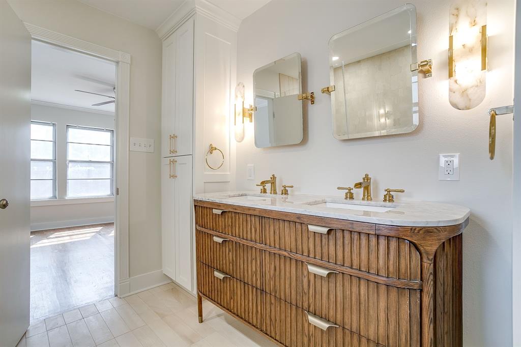 Mistletoe Heights Add - Residential