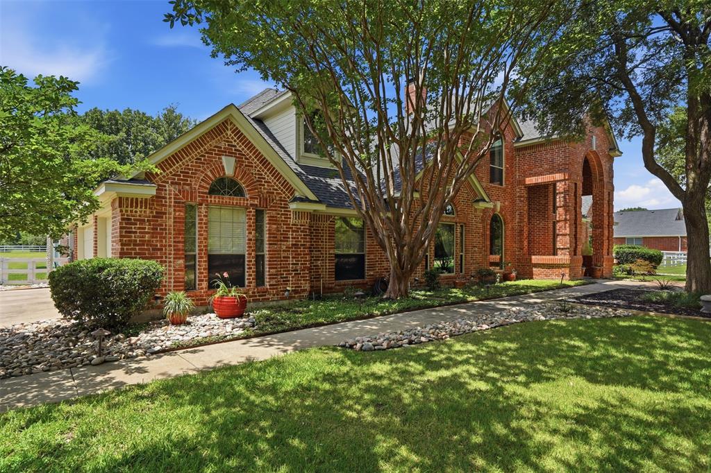 7 Kingswood Drive