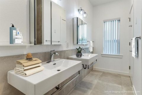 Tiny photo for 30 Vanguard Way, Dallas, TX 75243 (MLS # 21037038)