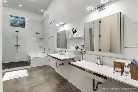 Tiny photo for 30 Vanguard Way, Dallas, TX 75243 (MLS # 21037038)