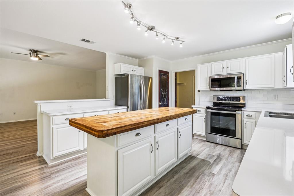 Highland Village Estates - Residential