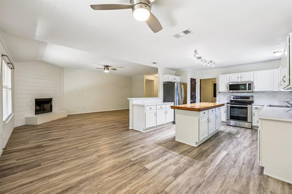 Highland Village Estates - Residential