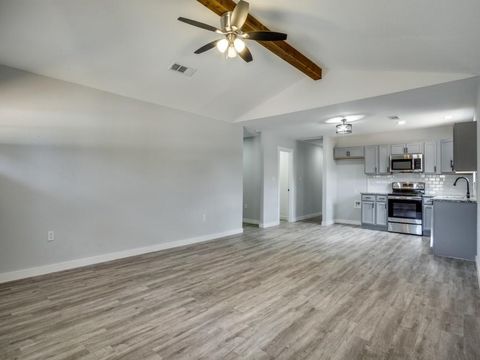 Tiny photo for 808 Buckboard Drive, De Leon, TX 76444 (MLS # 21341466)
