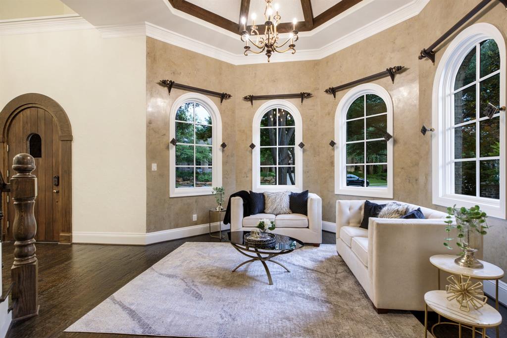 6131 Arboretum Drive