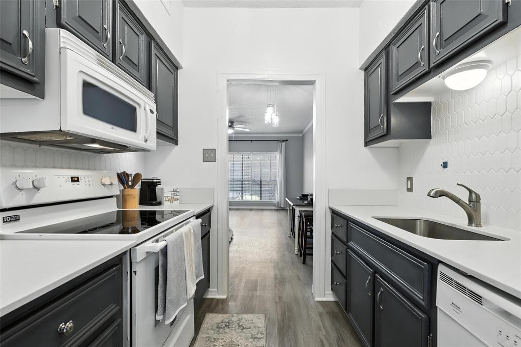4438 Harlanwood Drive 212