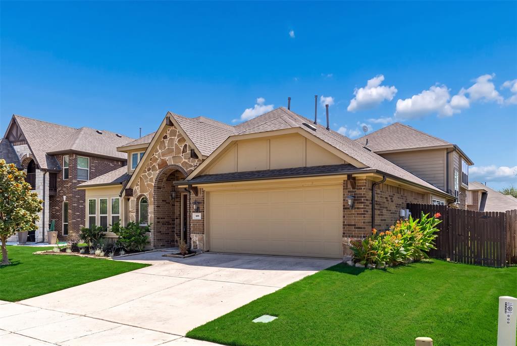 909 Calder Court