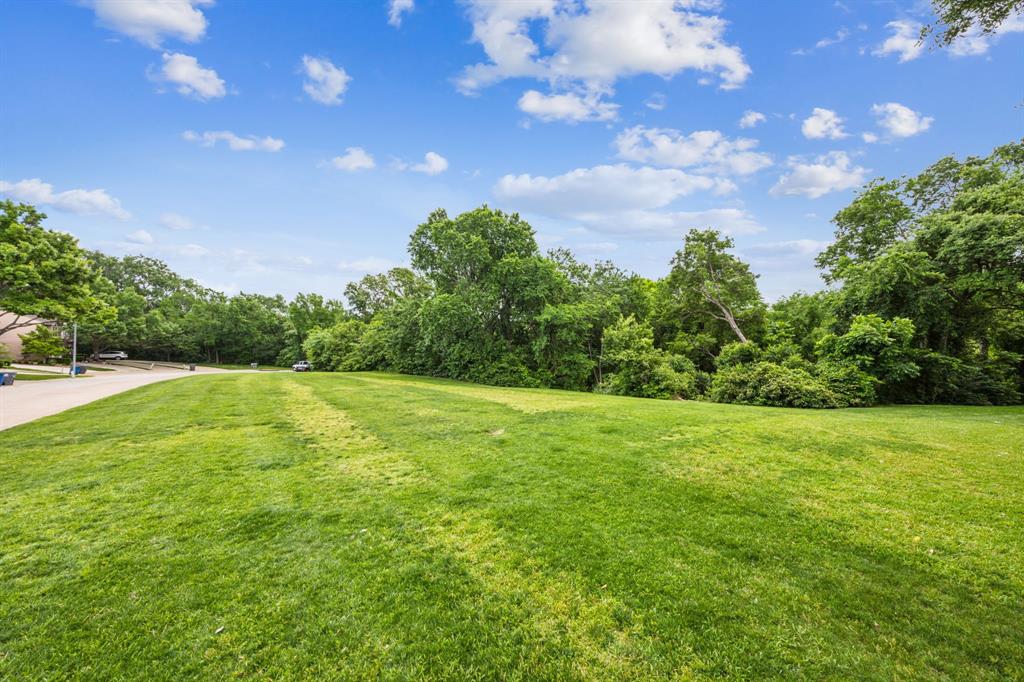 Copperfield Condos Ph 01 02 - Residential