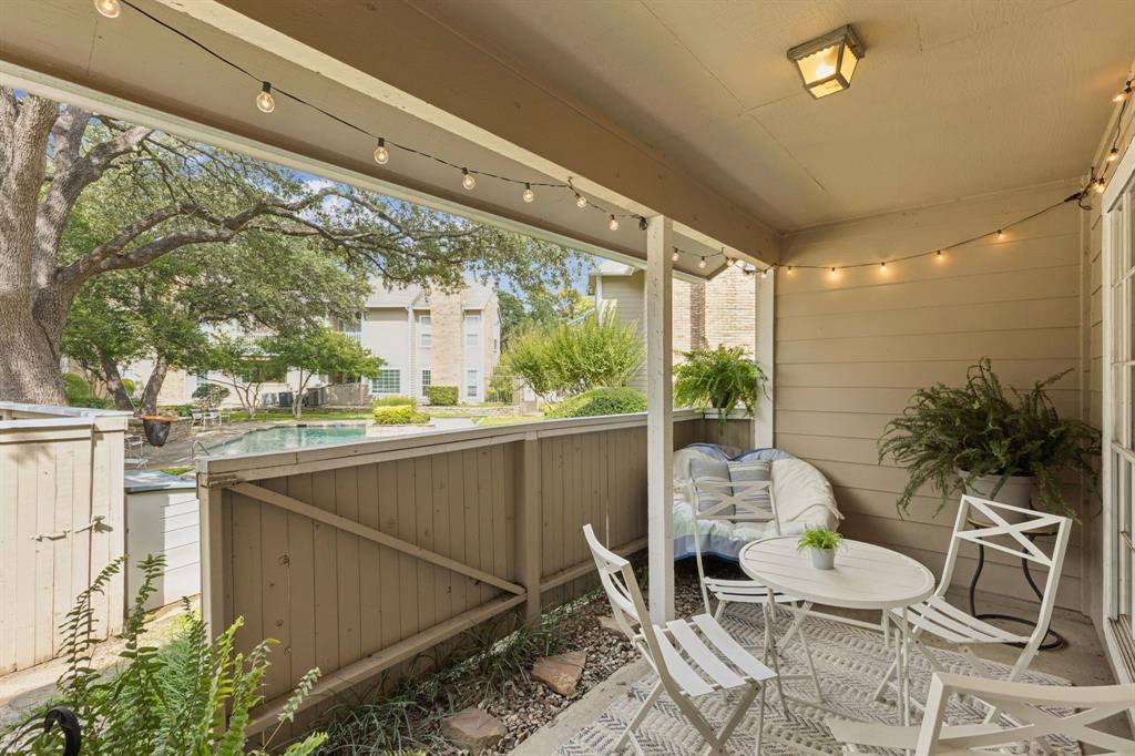 Copperfield Condos Ph 01 02 - Residential