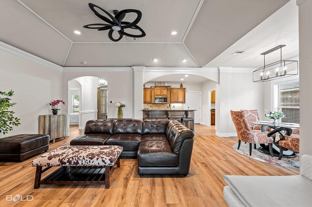 Haughton, Louisiana 71037, United States, 3 Bedrooms Bedrooms, ,2 BathroomsBathrooms,Residential,Pending,126050