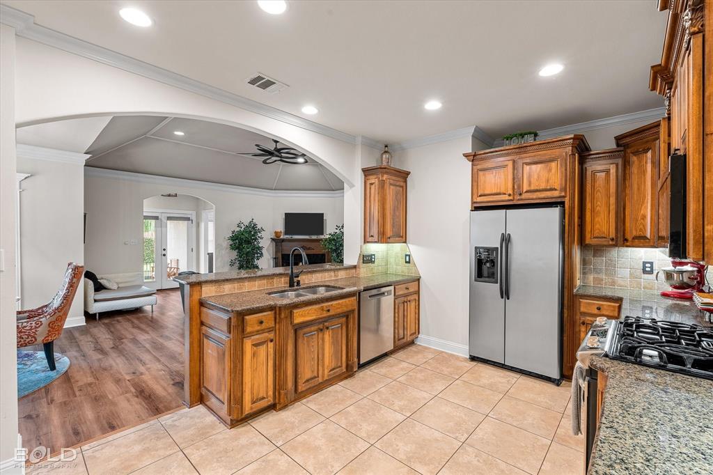 Haughton, Louisiana 71037, United States, 3 Bedrooms Bedrooms, ,2 BathroomsBathrooms,Residential,Pending,126050