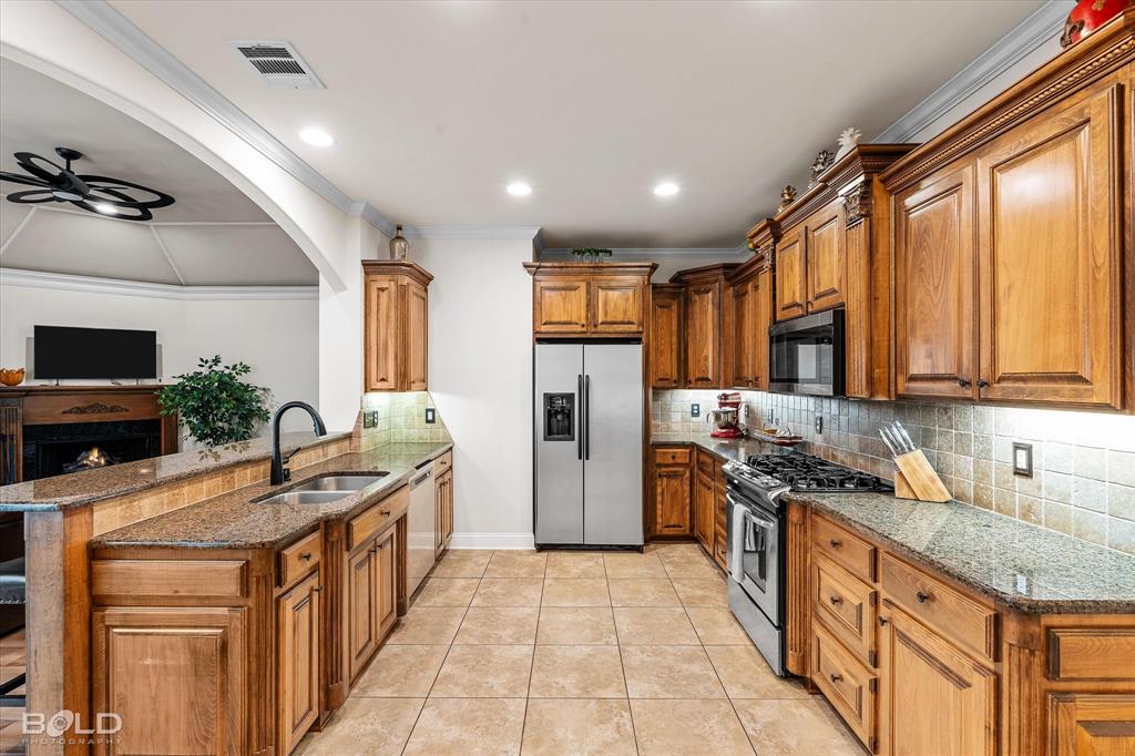 Haughton, Louisiana 71037, United States, 3 Bedrooms Bedrooms, ,2 BathroomsBathrooms,Residential,Pending,126050