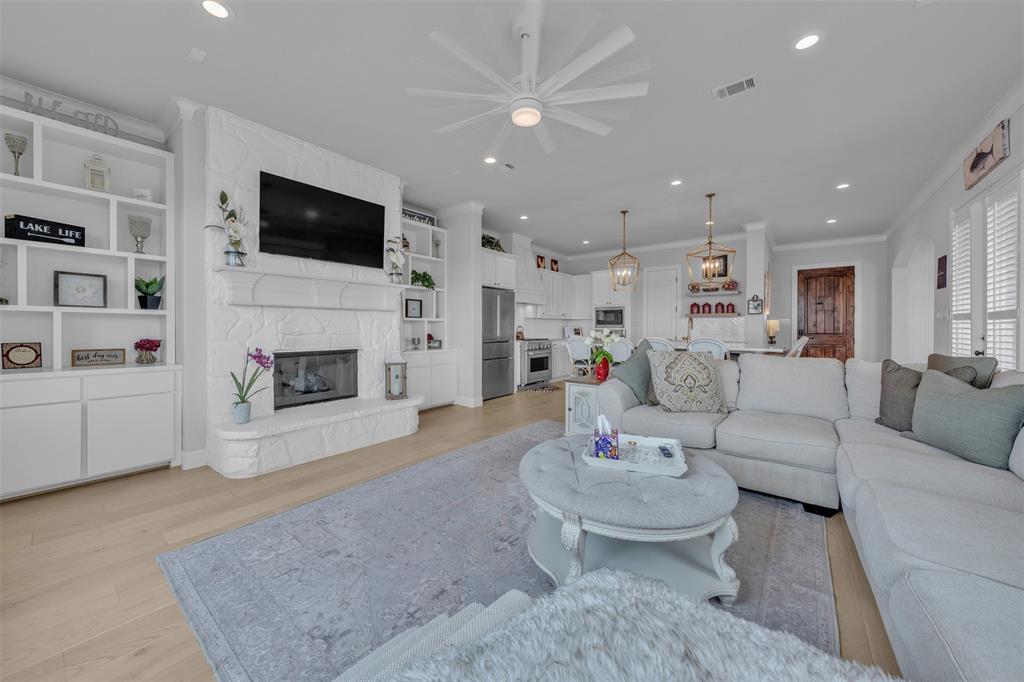 Resort On Eagle Mountain Lake - Residential