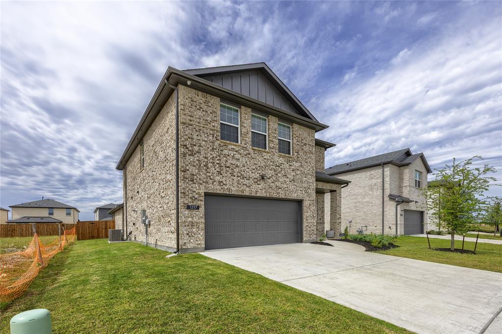 1217 Triton Drive