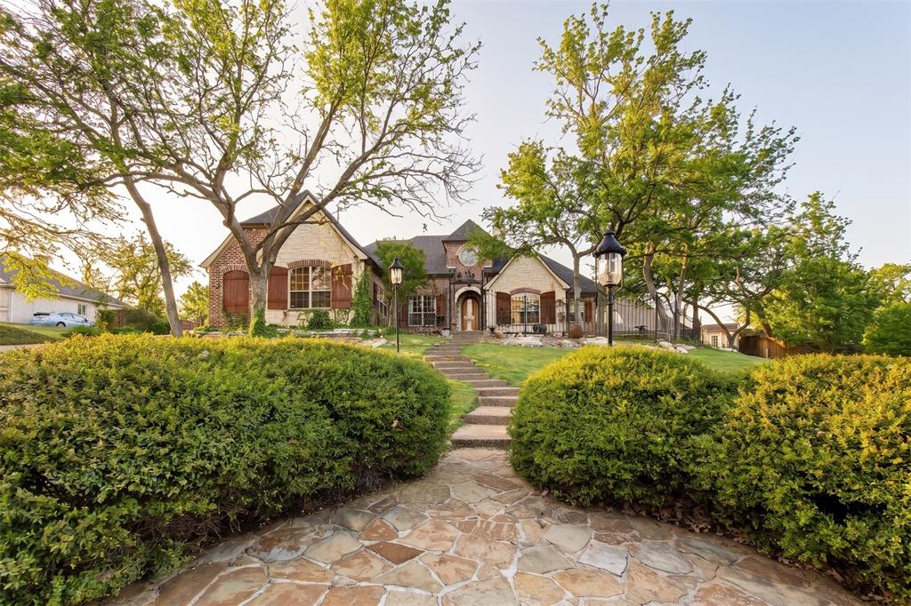 2609 Fair Oaks Circle