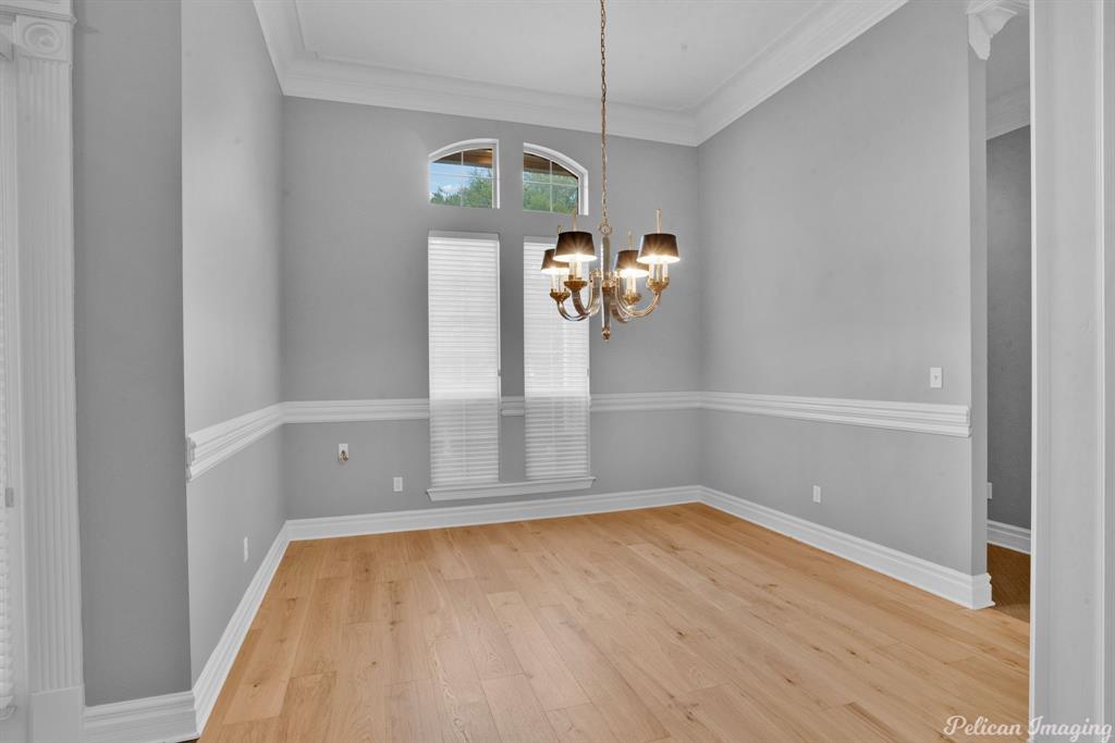 332 Crosscreek Drive