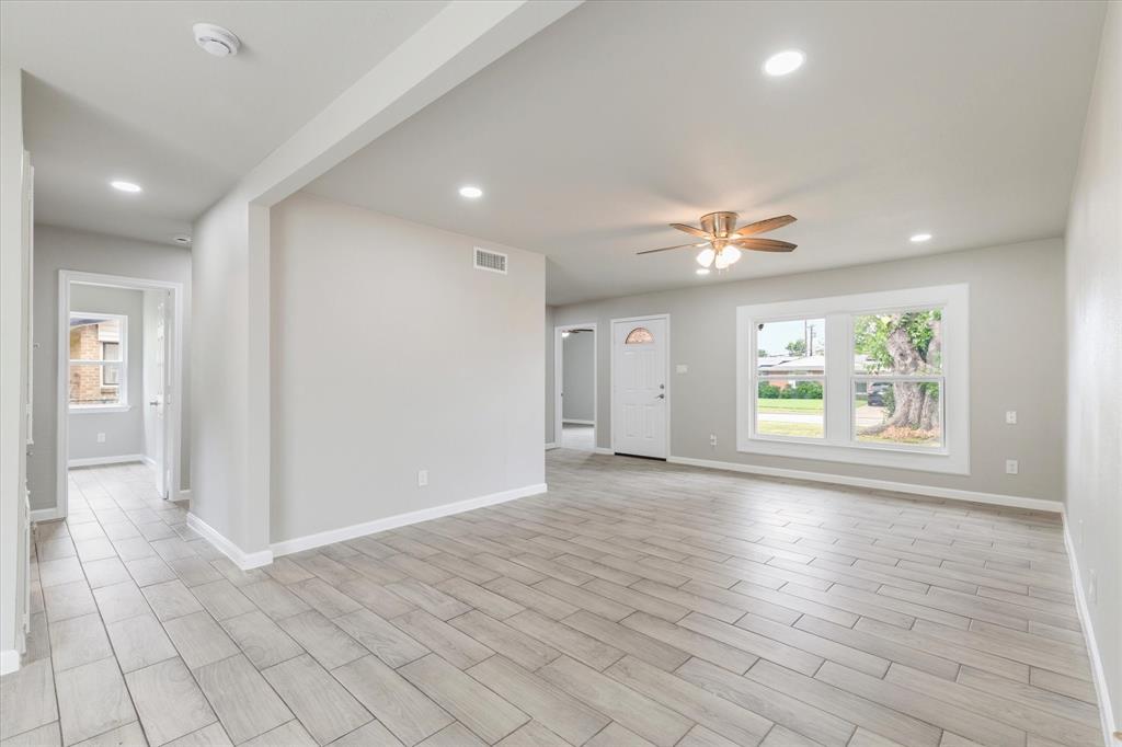 Valwood Park 10 - Residential