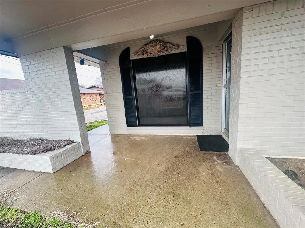 Yancys Southern Hils - Commercial Lease