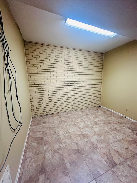 Yancys Southern Hils - Commercial Lease