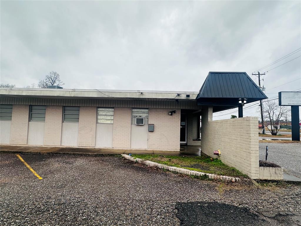 Yancys Southern Hils - Commercial Lease