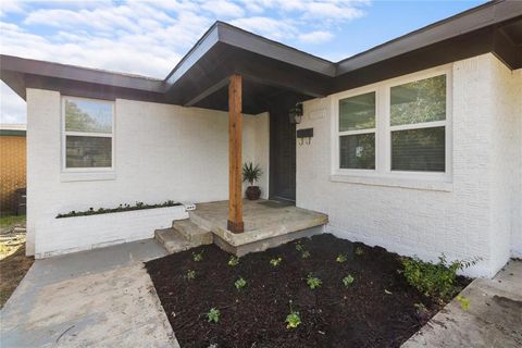 2907 Clinton Avenue Fort Worth TX 76106