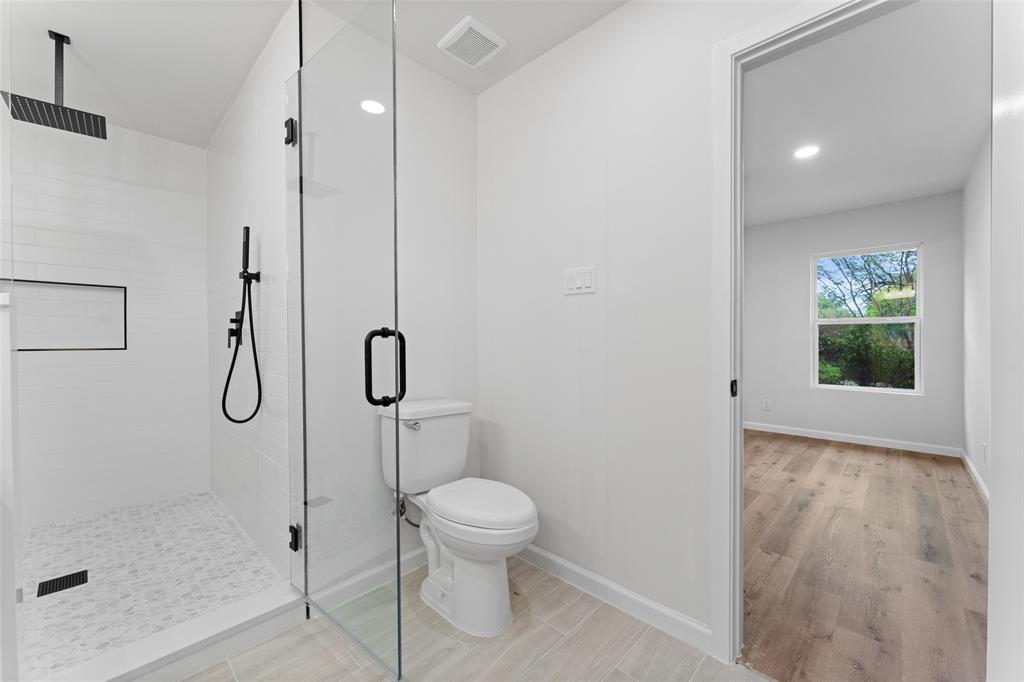 Glen Oaks - Residential