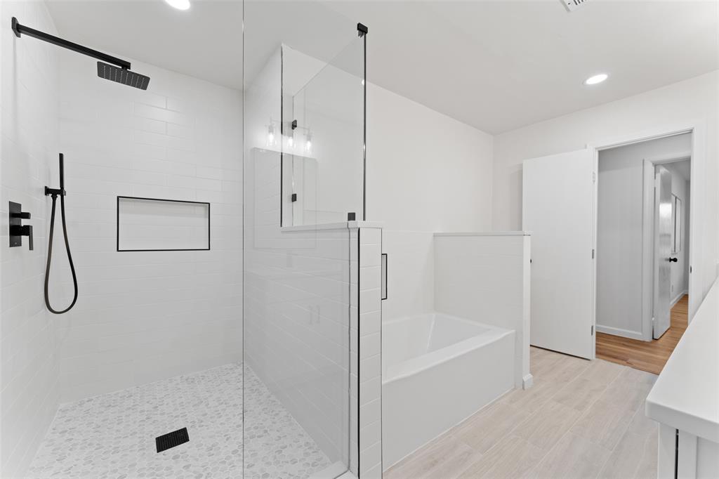 Glen Oaks - Residential