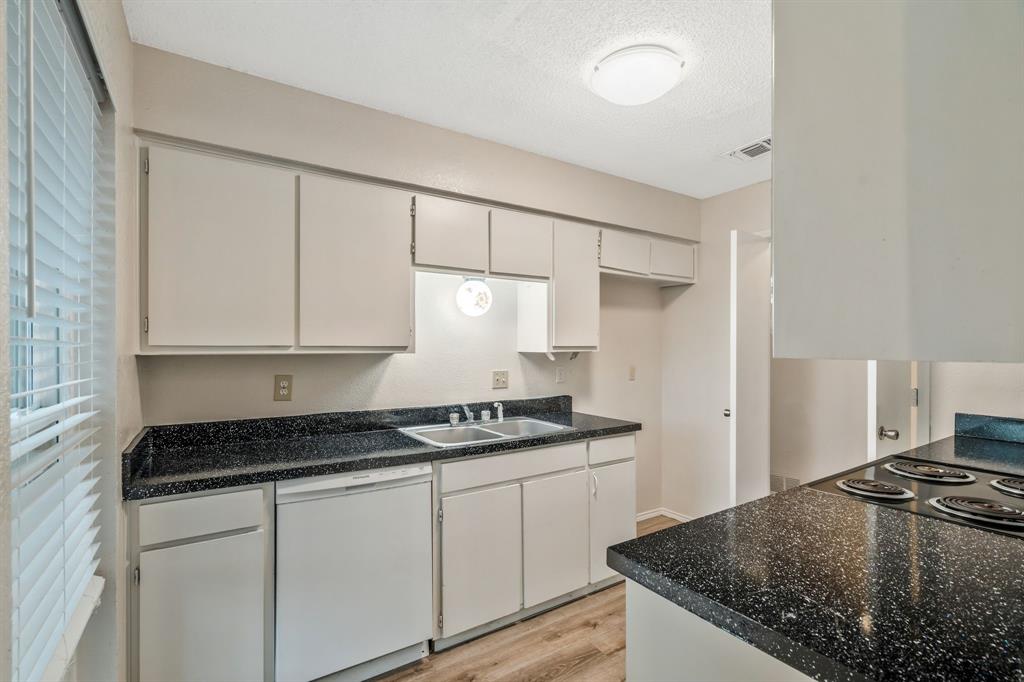 Overland Stage Estates - Residential Lease