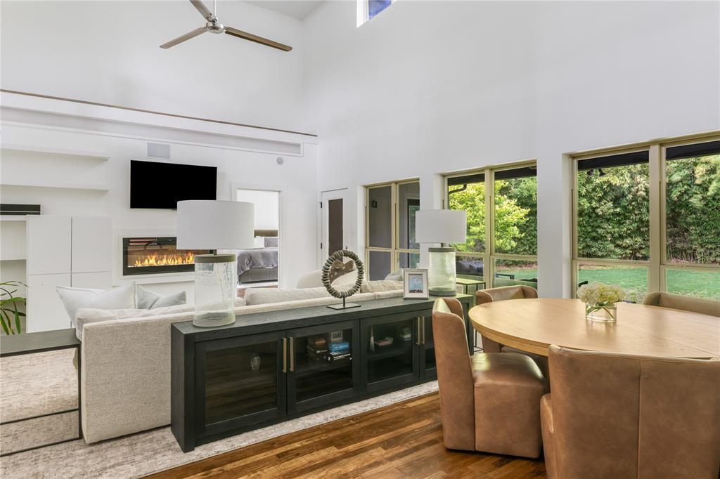 3811 Valley Ridge Road