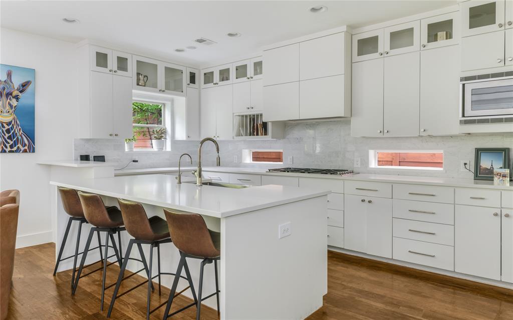 3811 Valley Ridge Road