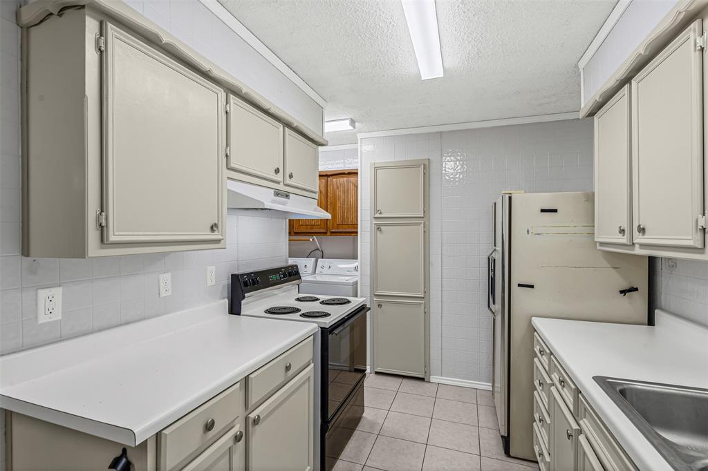 Sky Harbour Sec 4 - Residential