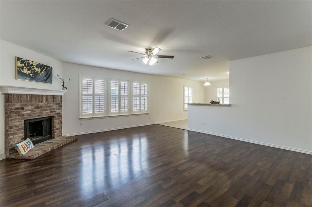 2711 Cattleman Drive