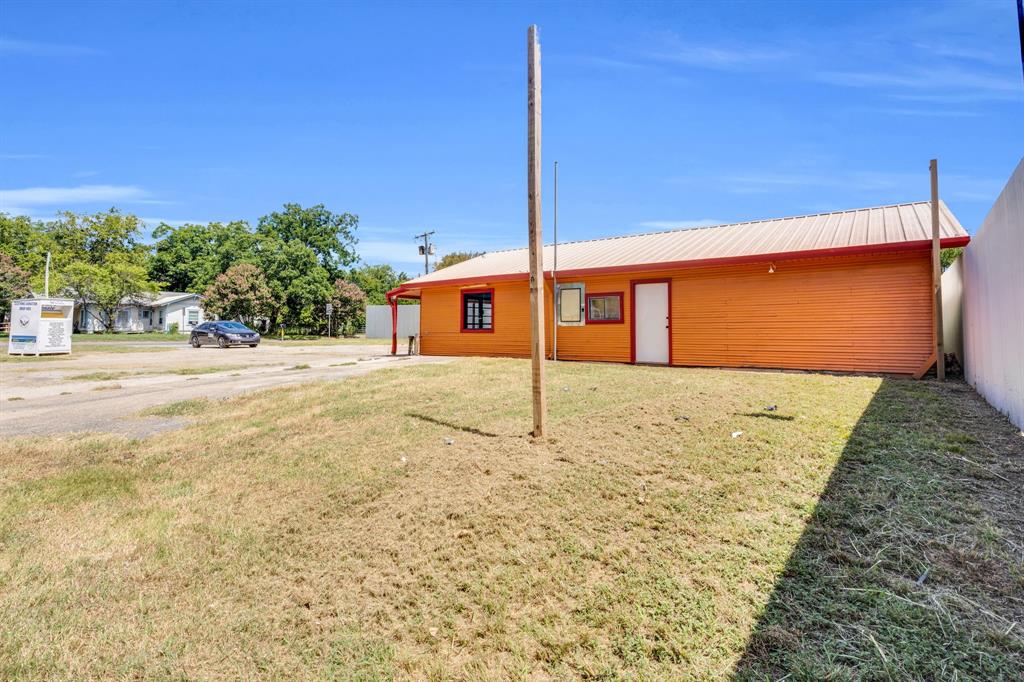 Wortham - Commercial Sale