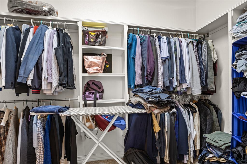 Estates At Wooded Cove Ph I - Residential