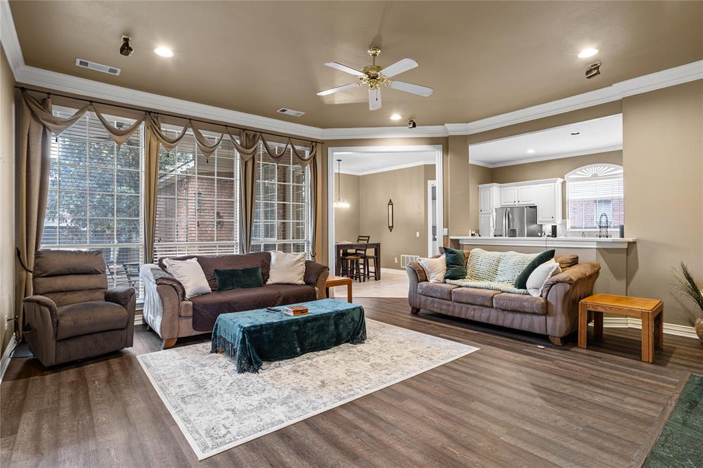 Estates At Wooded Cove Ph I - Residential