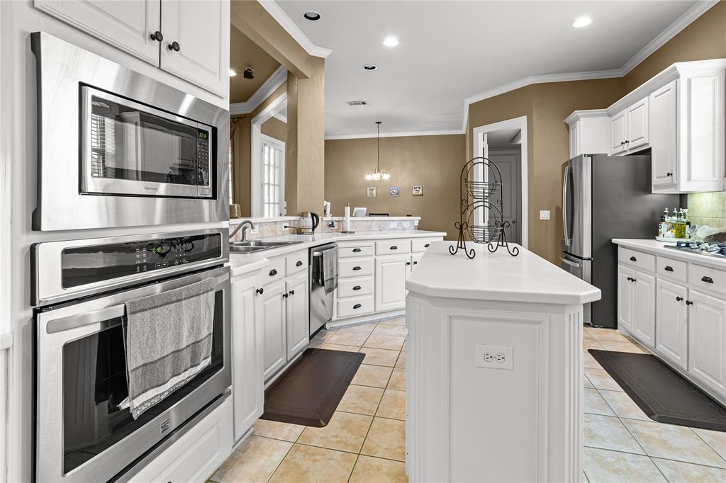 Estates At Wooded Cove Ph I - Residential