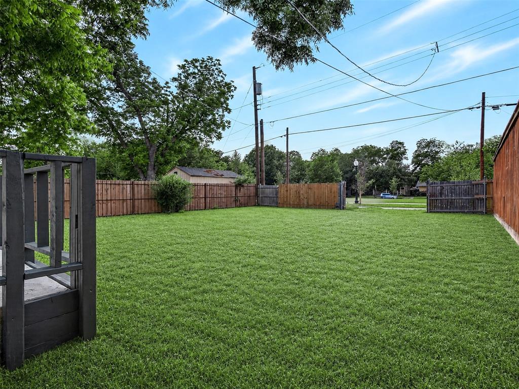 WINNETKA HEIGHTS - Residential