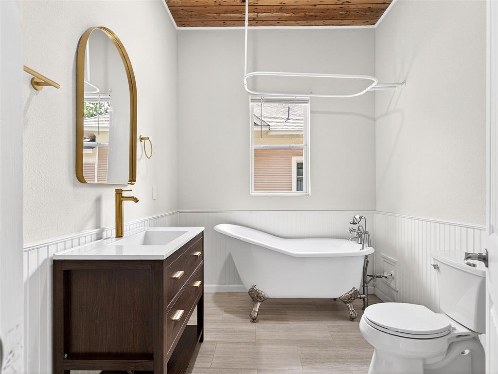 WINNETKA HEIGHTS - Residential