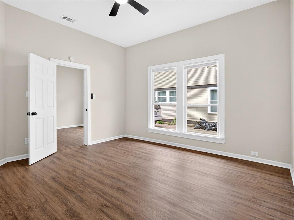 WINNETKA HEIGHTS - Residential