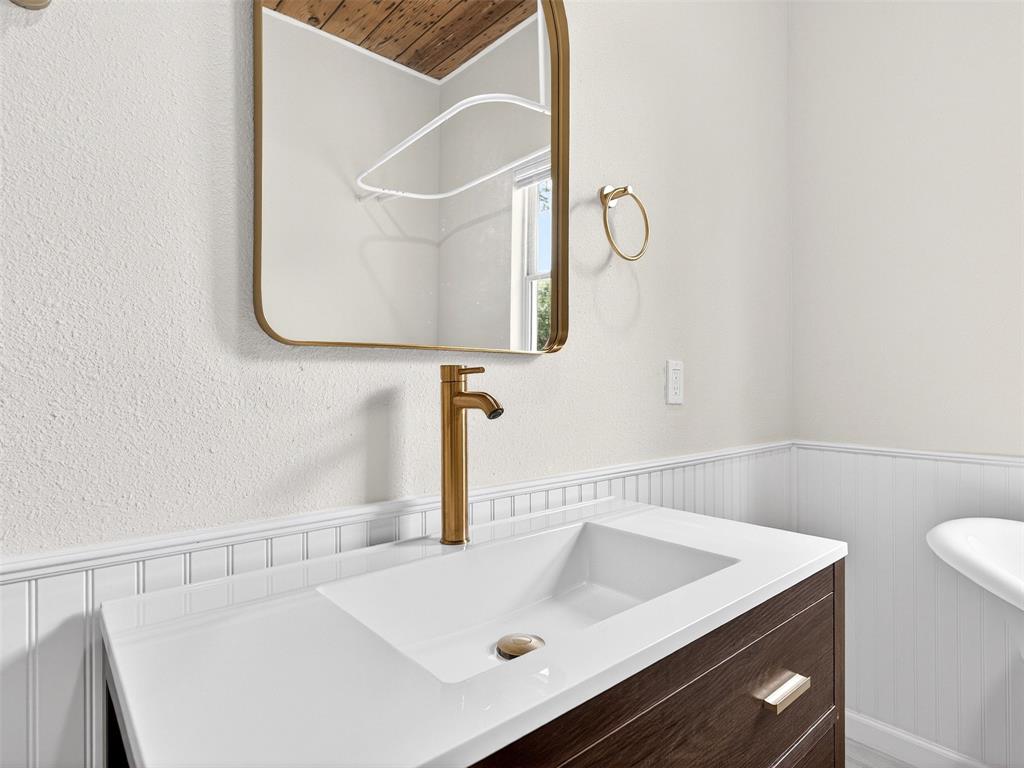 WINNETKA HEIGHTS - Residential