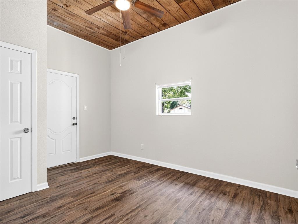 WINNETKA HEIGHTS - Residential
