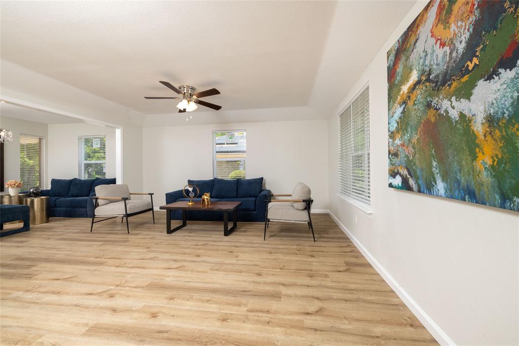 1217 Greenbriar Drive