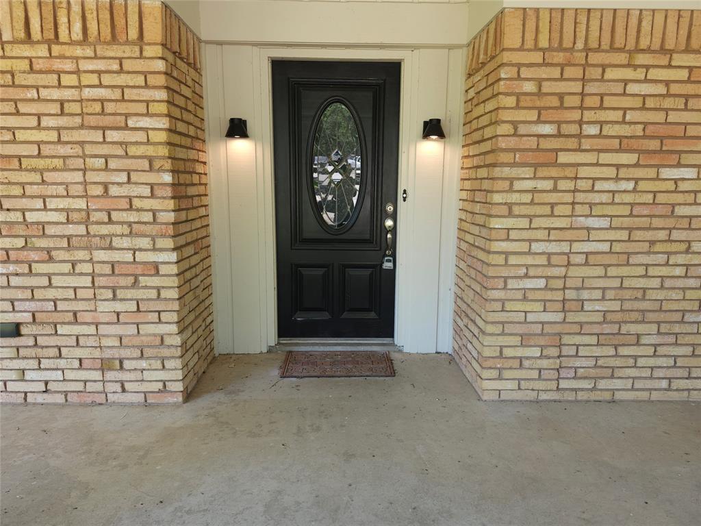 1217 Greenbriar Drive