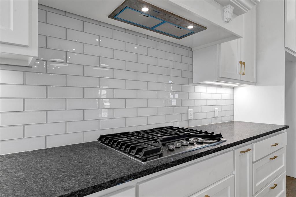 Justin, Texas 76247, United States, 5 Bedrooms Bedrooms, ,3 BathroomsBathrooms,Residential,Contingent,40853